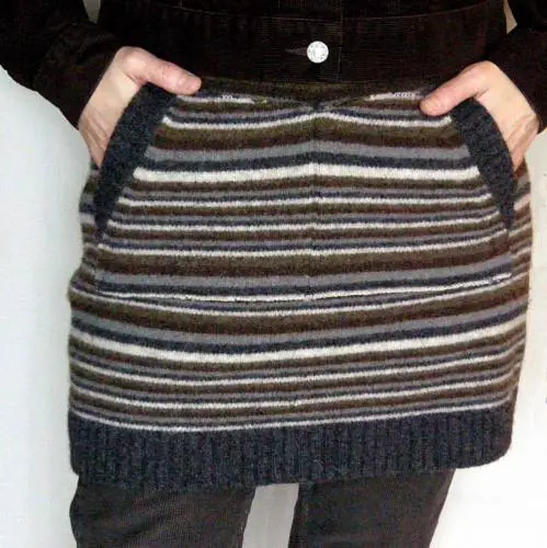 Une jupe à partir d’un pull feutré