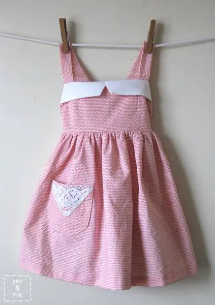 DIY : une robe tablier vintage pour petite fille
