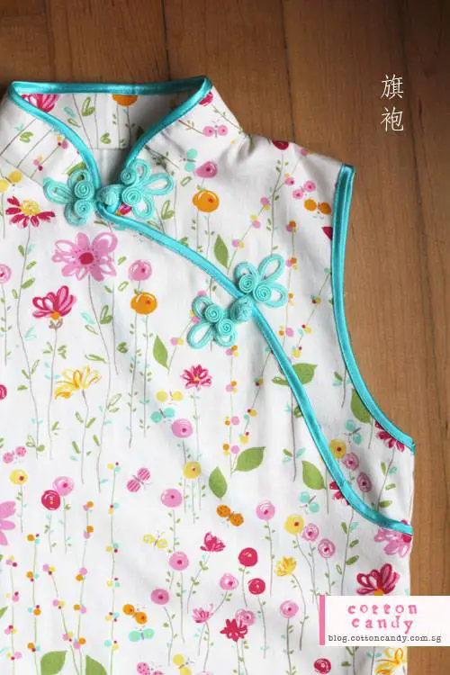 Patron gratuit : une robe chinoise pour petite fille