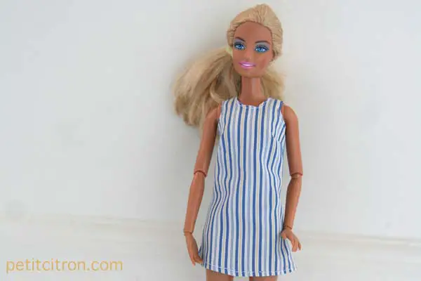 robe droite pour poupée mannequin