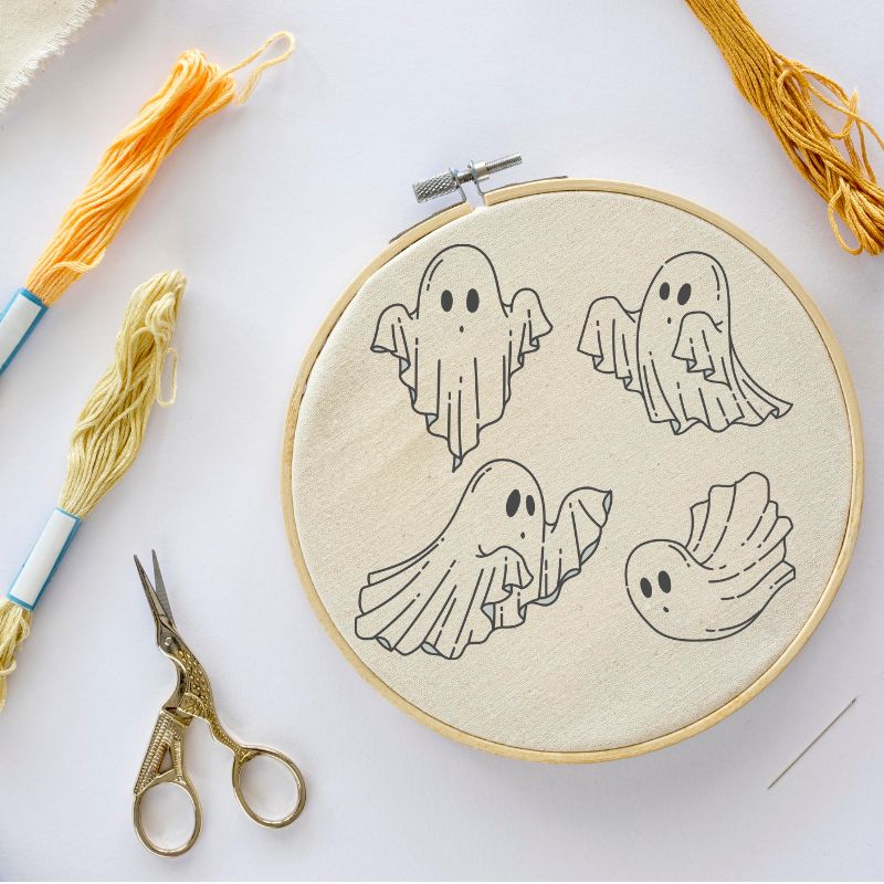 Grille de broderie: fantômes