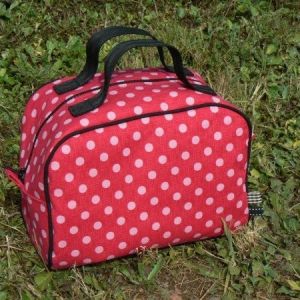 ma-petite-trousse-de-toilette-2-medium