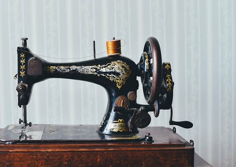 Les 6 différents types de machines à coudre