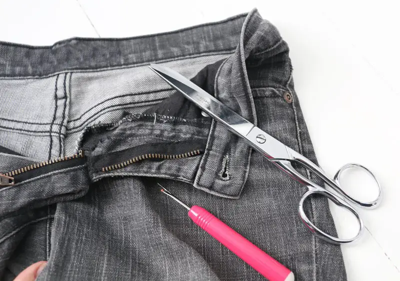 Remplacer la fermeture à glissières d'un pantalon - étape n°1