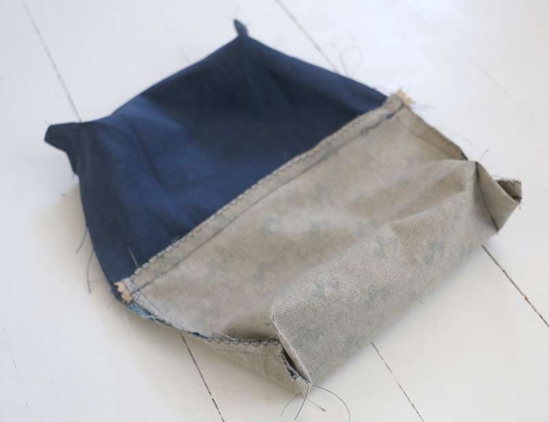 pochette trapeze 4 coins