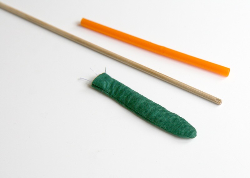tube Comment retourner un tube de tissu avec une paille