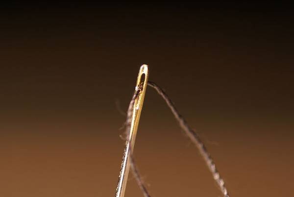 enfiler aiguille