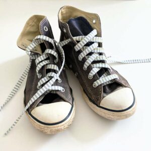 DIY: fabriquer des lacets de chaussures