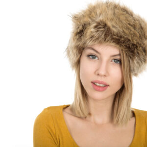 toque en fausse fourrure