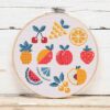 présentation toile point de croix Fruits d'automne géométriques