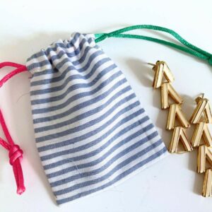 pochette boucle d'oreilles