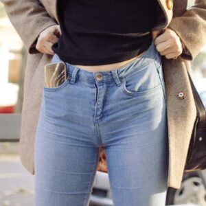 jeans trop large e1762503162619