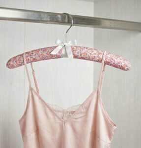 DIY : cintre rembourré