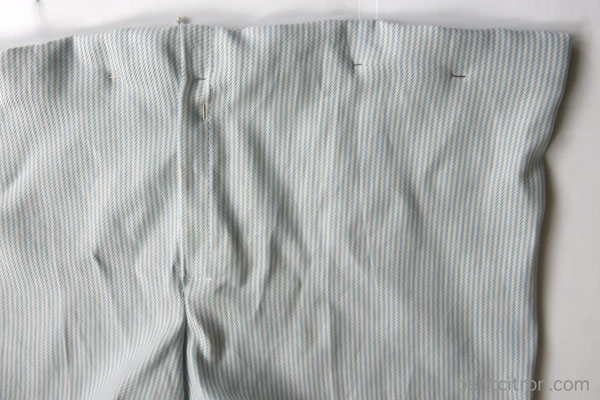 short-calec%cc%a7on-epingle-ceinture