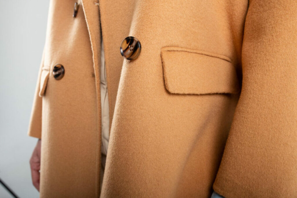 poche rabat manteau e1772787213817