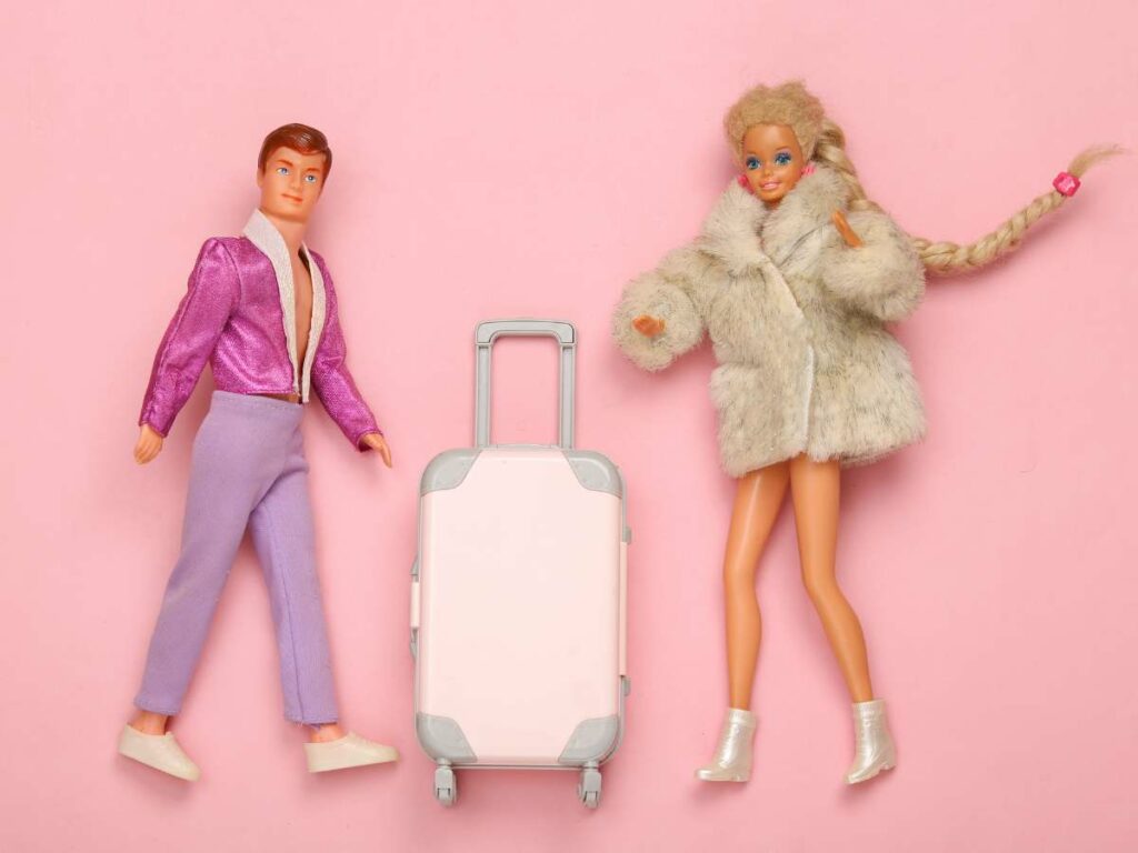 Astuces pour coudre vêtements poupées mannequins (comme Barbie) tissus