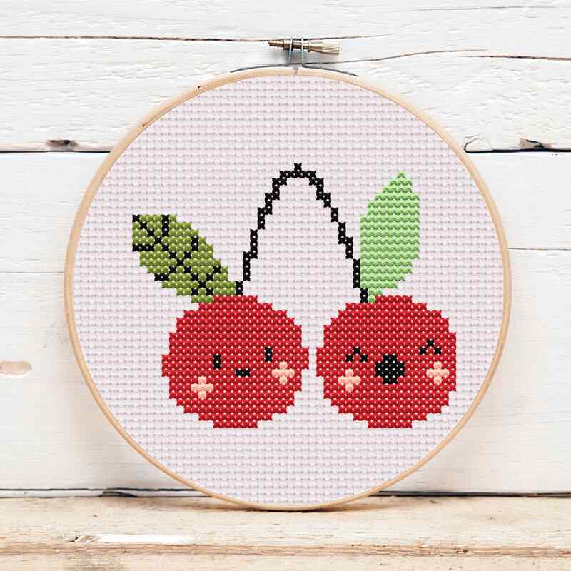 présentation toile point de croix Cerises kawaii