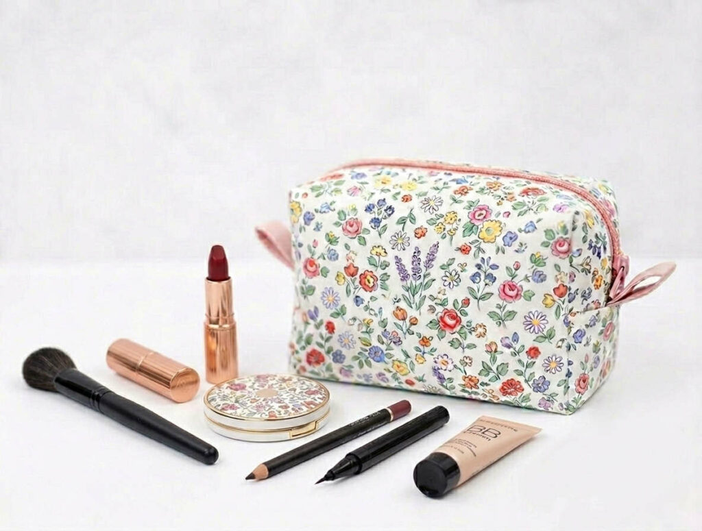 trousse carreee zippee