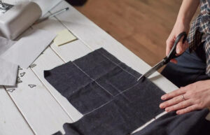 Coudre la laine en automne : techniques et astuces pratiques
