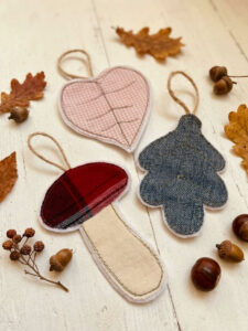 Décoration d&rsquo;automne : feuilles en piqué libre