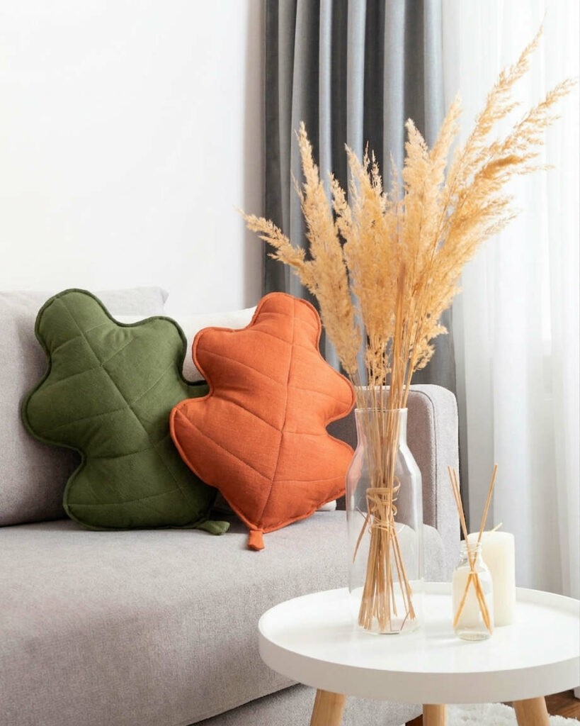 coussin feuille sofa