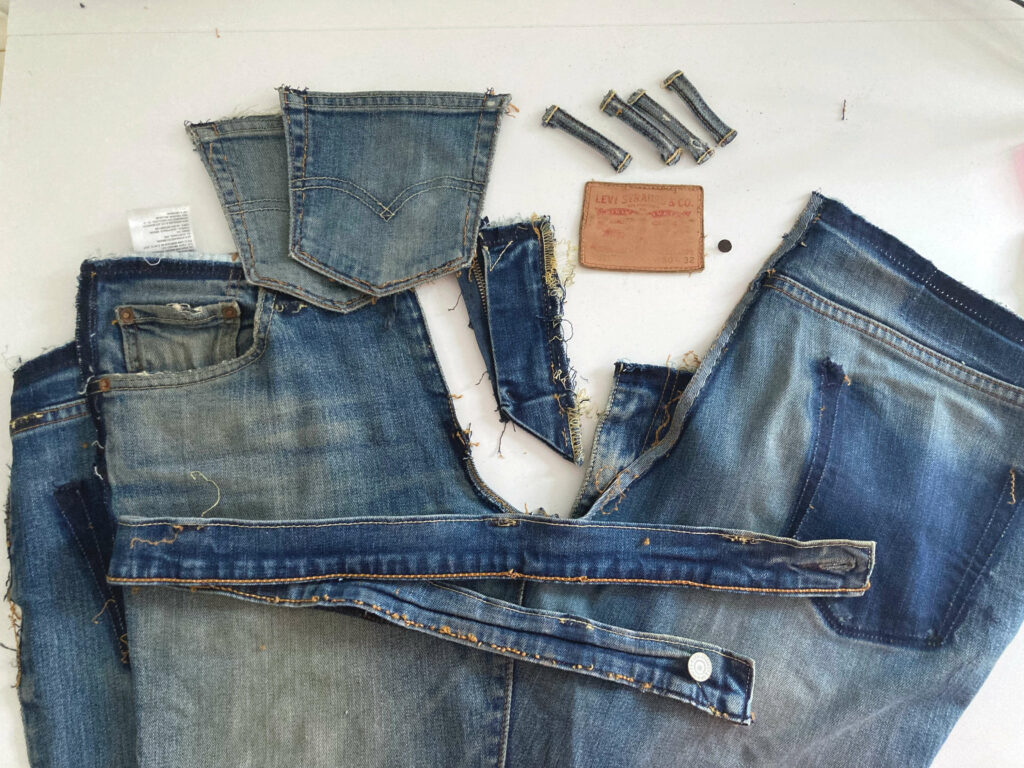 Démonter un jean pour le recycler : la méthode complète, étape par étape