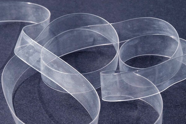 élastique A quoi sert l'élastique transparent?